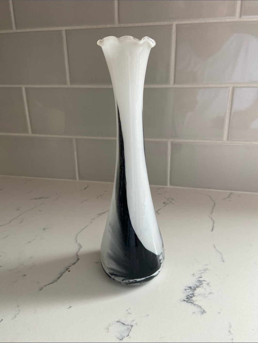 Vintage Black White Hand Blown Art Glass Vase Ruffled Rim